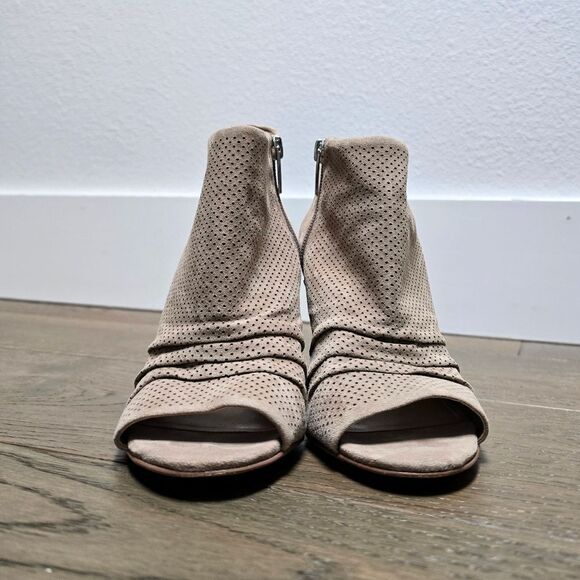 Vince Camuto Kentvi Chunky Block Heel Ruched Cuff Perforation Sandal in Beige - Picture 5 of 14